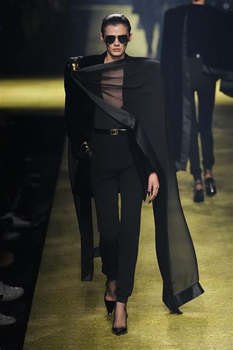 ysl trapez stil kollektion|YSL fashion trends.